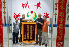 大客戶送錦旗，乘龍H7 Pro創(chuàng)贏版燃?xì)庵乜▊涫苷J(rèn)可